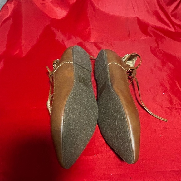 Chloe Brown Pointed Lace-Up Flats - Picture 4 of 4